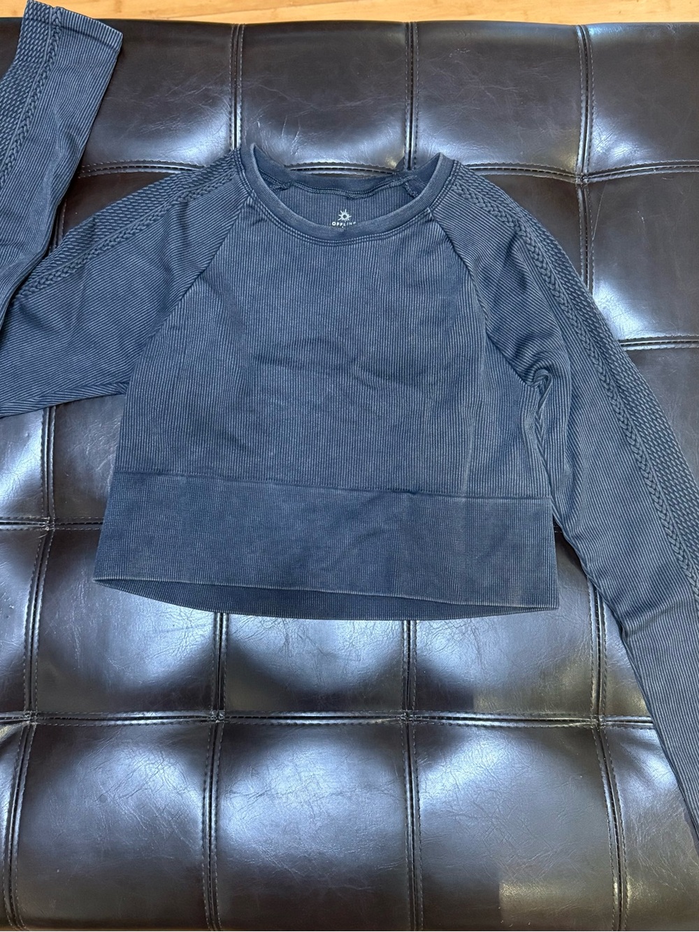 Medium Offline by Aerie Black Ribbed Crop Shirt with Braided Sleeve Detail
